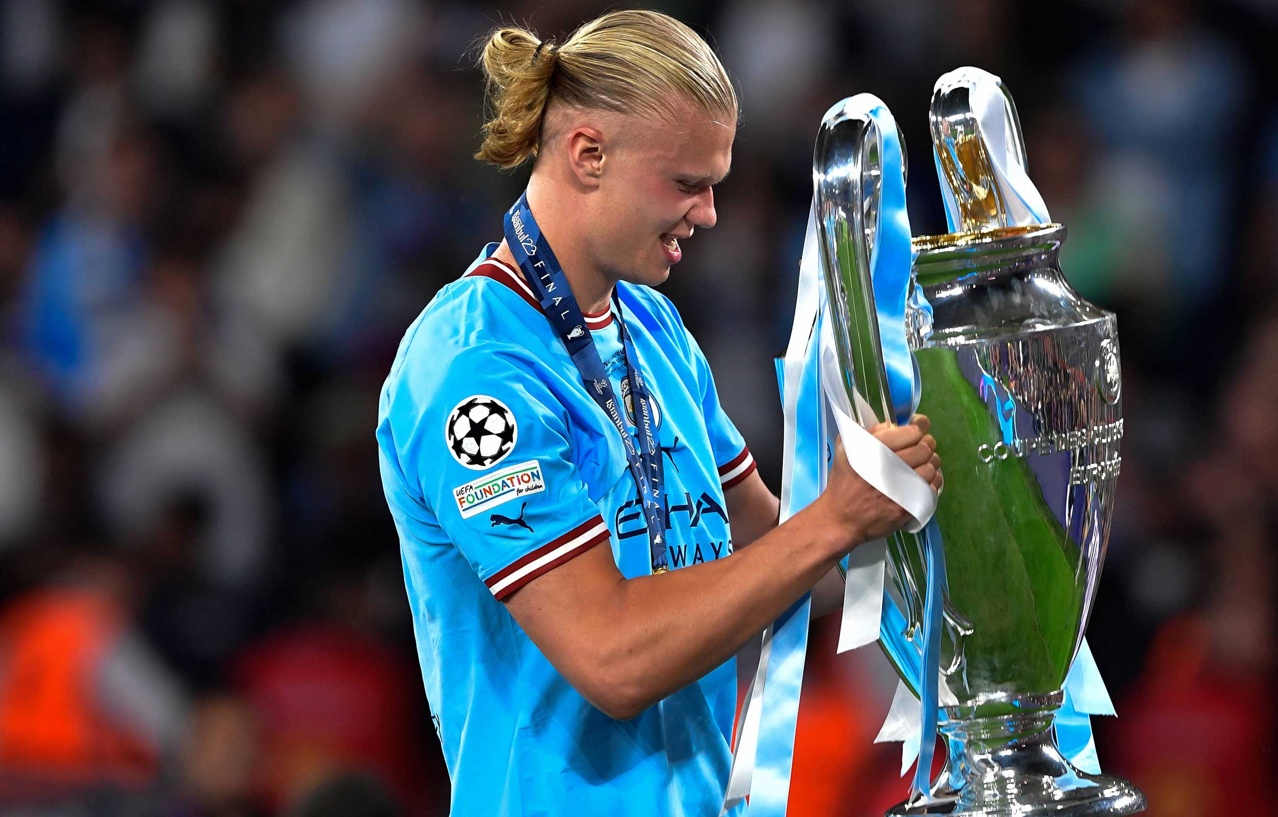 مانشستر سيتي يربط هالاند براتب يفوق 500 ألف إسترليني