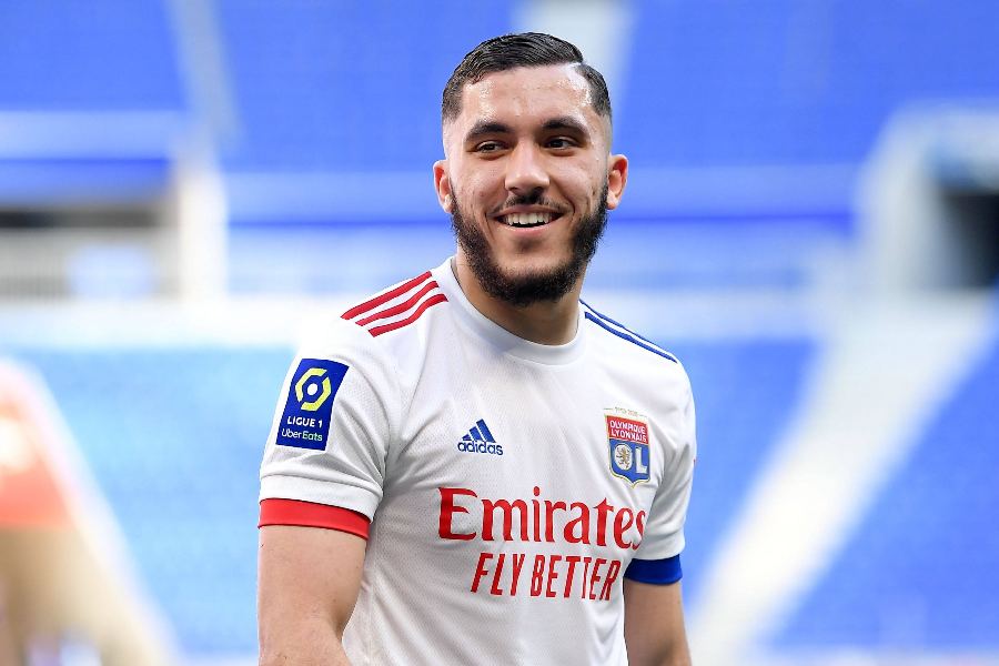 عملاقا الدوري الألماني يستهدفان ضم نجم الخضر المستقبلي
