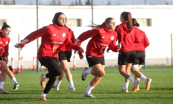 كأس كان 2024 (تصفيات): الجزائريات يواصلن تحضيراتهن بمركز سيدي موسى