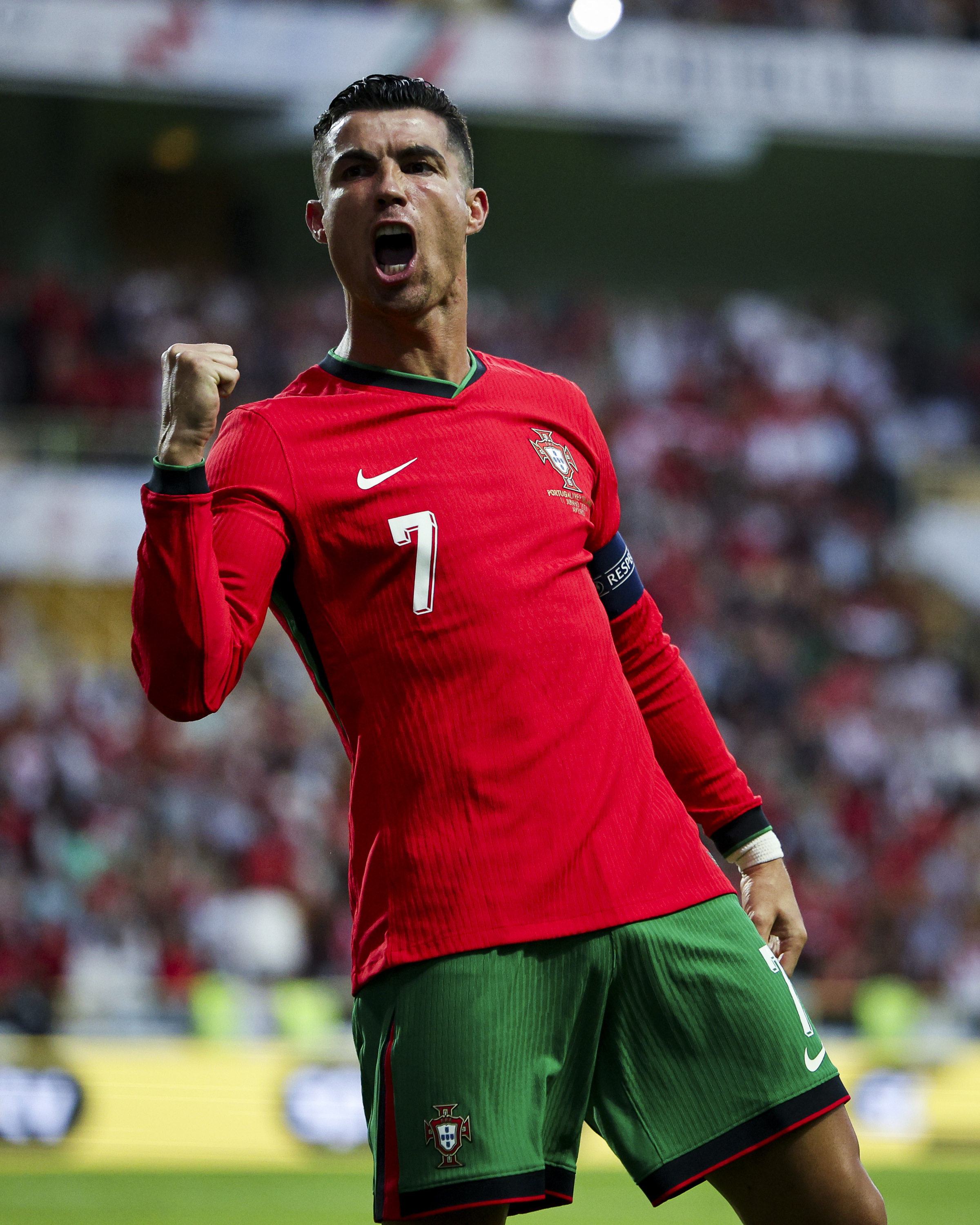رونالدو يصل للهدف 130 دوليا